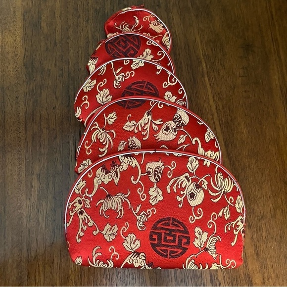 Red Faux Silk Floral Makeup
Bag Travel Clutch Asian Chinoiserie Set Of 5 NEW - Picture 2 of 11
